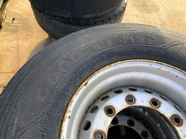 Opleggerwiel 385/65r22.5 (4x) - afbeelding 4 van  5