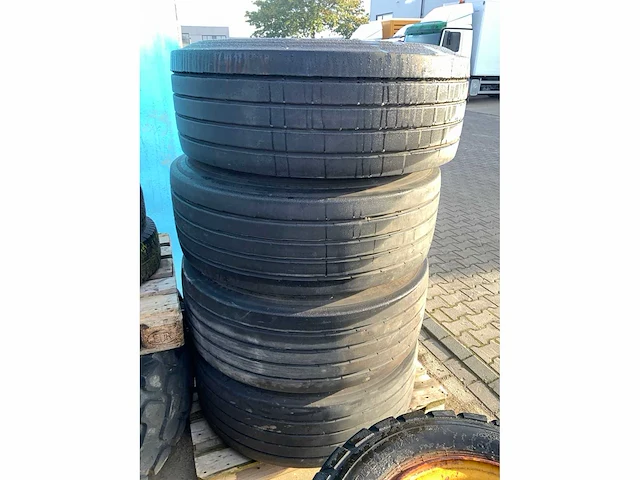 Opleggerwiel 385/65r22.5 - afbeelding 4 van  10