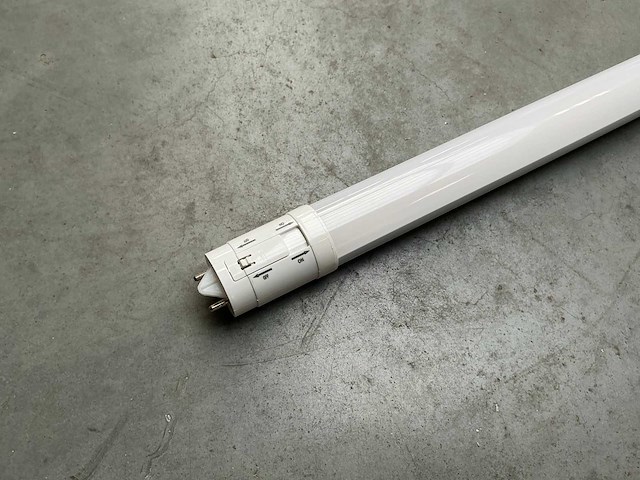 Opple 140056695 led tube (200x) - afbeelding 1 van  4