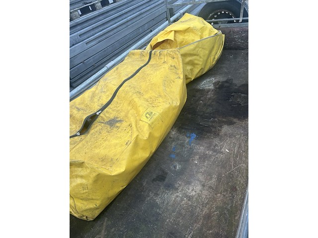 Oppomptent, kersten, geel - afbeelding 3 van  3