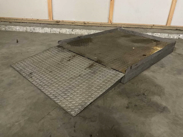 Oprij platform - afbeelding 2 van  2