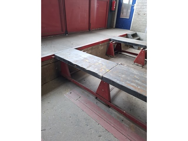 Oprijbrug met positioneer opstelling - afbeelding 6 van  7