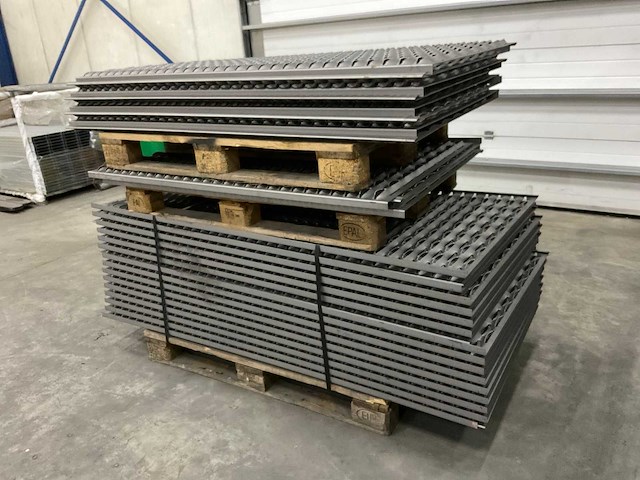 Oprijplaat aanhangwagen (40x) - afbeelding 1 van  9