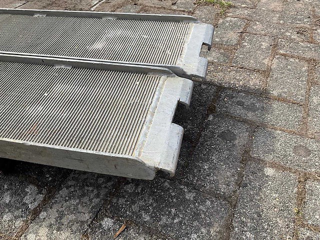 Oprijplaat set - afbeelding 1 van  4