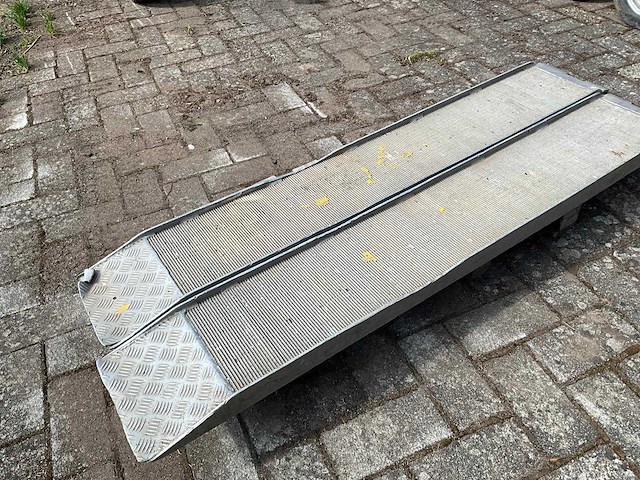 Oprijplaat set - afbeelding 3 van  4