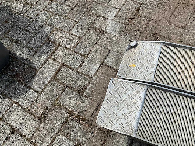 Oprijplaat set - afbeelding 4 van  4