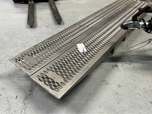 Oprijplaat set - afbeelding 3 van  3