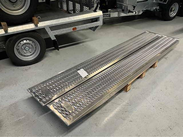 Oprijplaat set - afbeelding 1 van  2