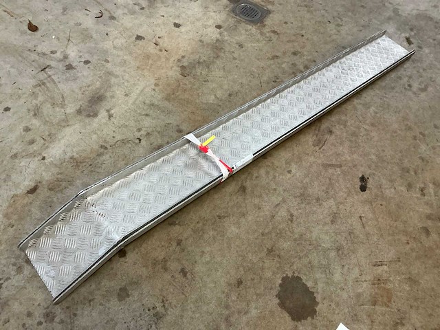 Oprijplaatset - afbeelding 1 van  4