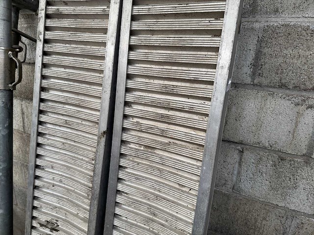 Oprijplaten - aanhangwagen onderdelen en accessoires (2x) - afbeelding 2 van  4