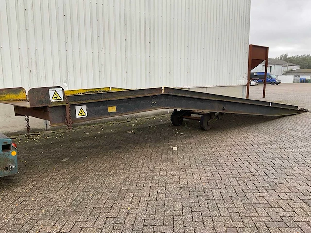 Oprijramp - afbeelding 8 van  15