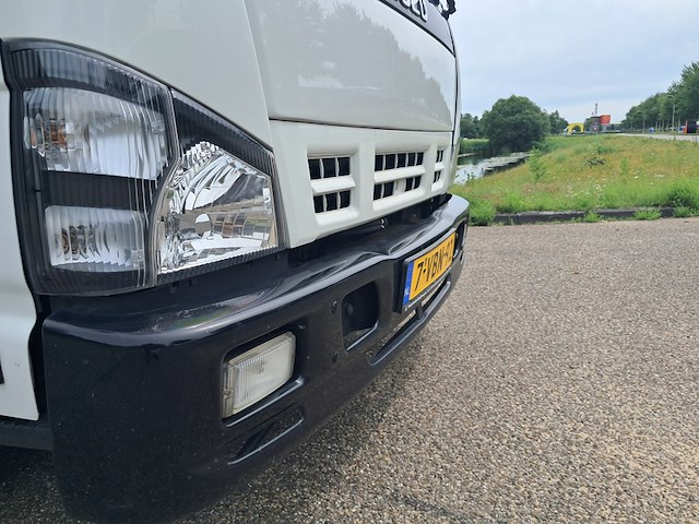 Oprijwagen met laadkraan en lier, isuzu, n-serie, 2009 - afbeelding 33 van  66