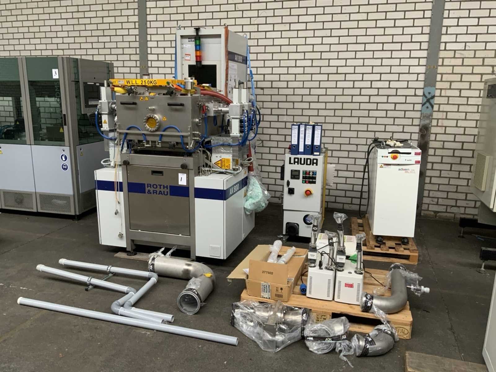 Opruiming bedrijfsvoorraad metaalbewerkings, vacuüm coating, laboratoriumapparatuur