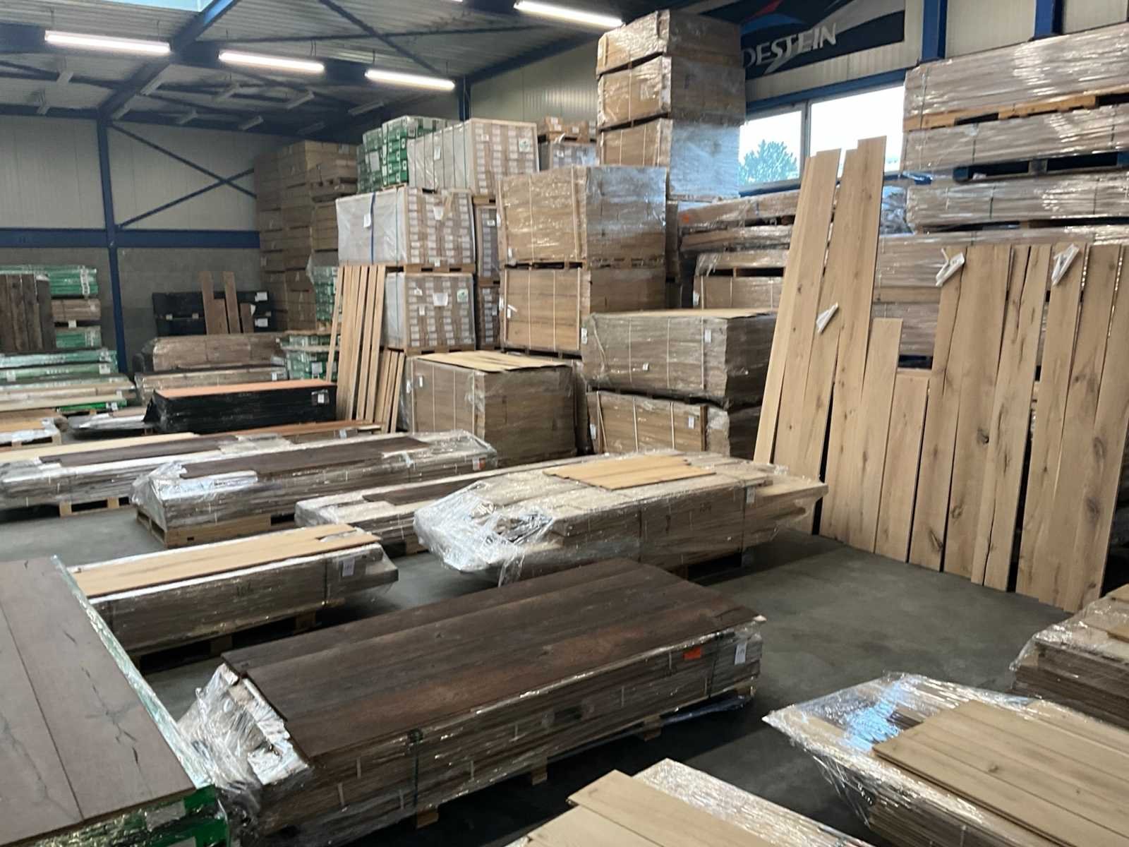 Opruiming diverse houten vloeren