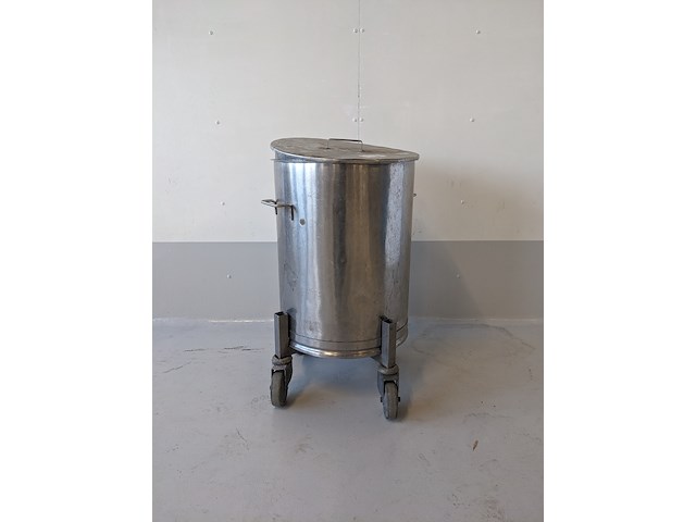 Opslag tank - afbeelding 1 van  3