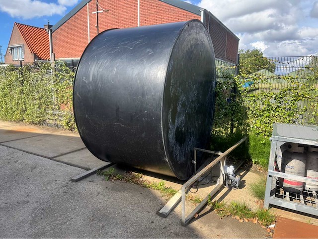 Opslag vat met menger - afbeelding 1 van  7