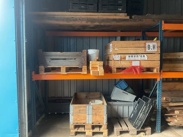 Opslagbakken en kratten - afbeelding 1 van  4