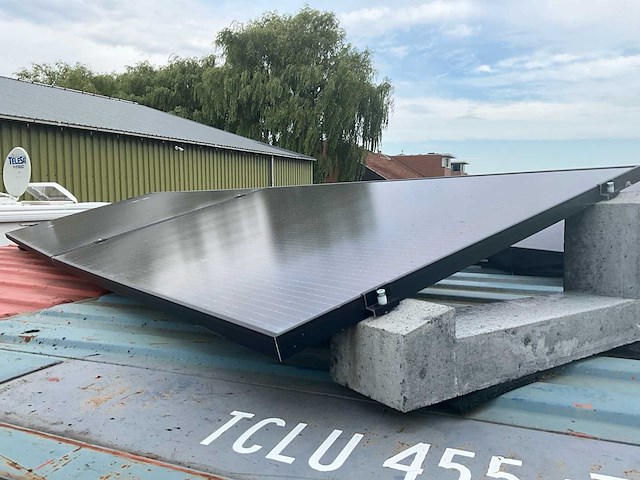 Opslagcontainer 40ft. met zonnepanelen / omvormer (3x) - afbeelding 10 van  32