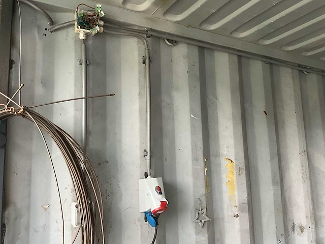 Opslagcontainer 40ft. met zonnepanelen / omvormer (3x) - afbeelding 25 van  32