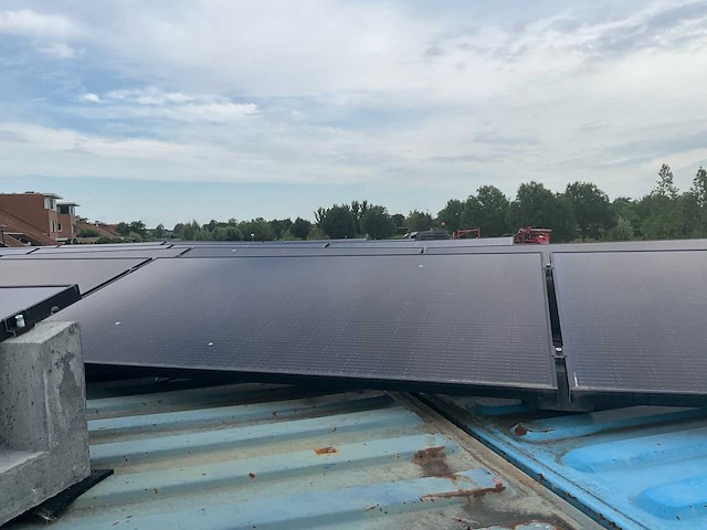 Opslagcontainer 40ft. met zonnepanelen / omvormer (3x) - afbeelding 19 van  33