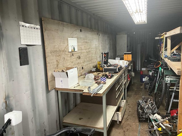 Opslagcontainer 40ft. met zonnepanelen / omvormer (3x) - afbeelding 27 van  33