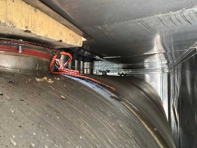 Opslagcontainer met geïsoleerde rvs tank - afbeelding 12 van  14