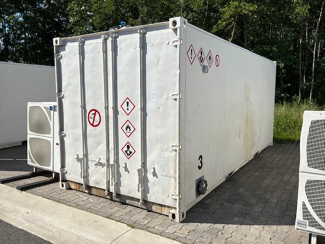 Opslagcontainer met geïsoleerde rvs tank - afbeelding 7 van  14