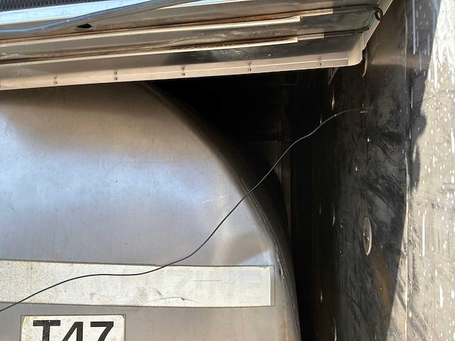 Opslagcontainer met geïsoleerde rvs tank - afbeelding 10 van  14
