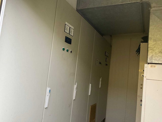 Opslagcontainer (stroomstation) - afbeelding 10 van  13