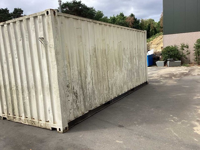 Opslagcontainermet dieseltankstation - afbeelding 14 van  19
