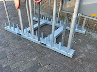 Opslagrek voor 48 verkeersborden met inhoud - afbeelding 3 van  6