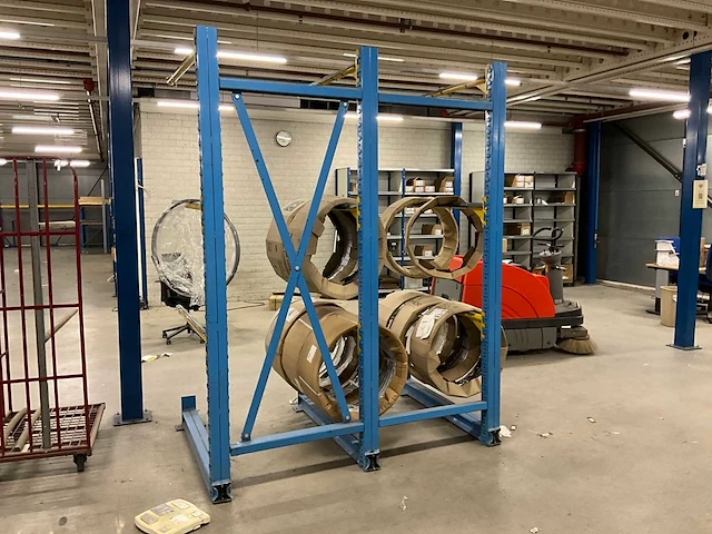 Opslagrek voor rollen/ spoelen of haspels magazijnstelling 200x120x270 cm - afbeelding 6 van  9
