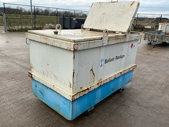 Opslagtank diesel 2000 liter - afbeelding 10 van  14