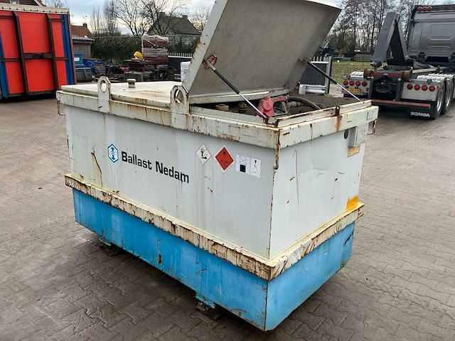 Opslagtank diesel 2000 liter - afbeelding 12 van  14