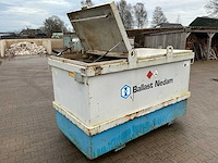 Opslagtank diesel 2000 liter - afbeelding 1 van  12