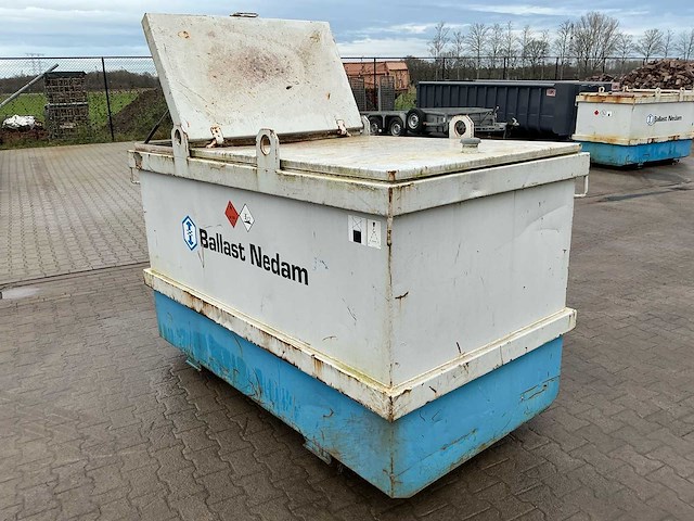 Opslagtank diesel 2000 liter - afbeelding 6 van  12