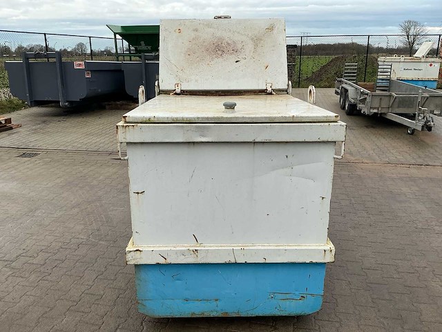 Opslagtank diesel 2000 liter - afbeelding 7 van  12