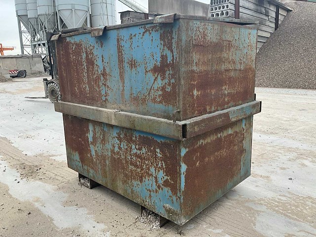 Opslagtank v.z.v. aftankinstallatie - afbeelding 4 van  10