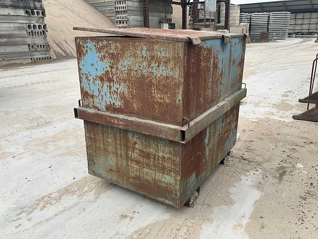 Opslagtank v.z.v. aftankinstallatie - afbeelding 5 van  10