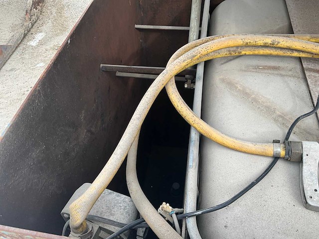 Opslagtank v.z.v. aftankinstallatie - afbeelding 10 van  10