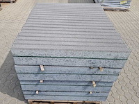 Opsluitbanden van beton (ca. 38stuks) - afbeelding 2 van  3