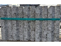 Opsluitbanden van beton (ca. 61 stuks)