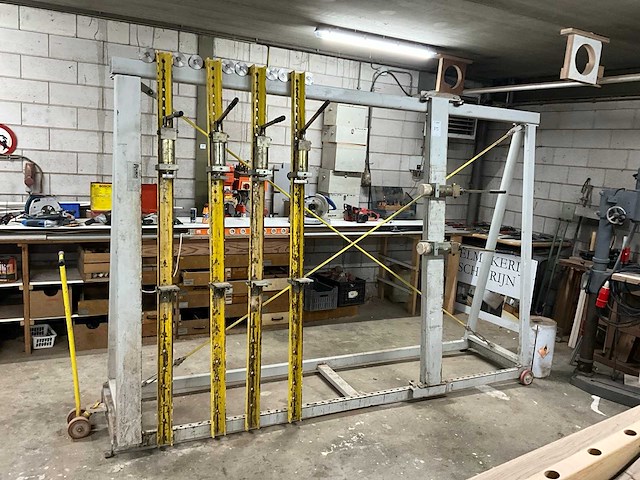 Opsluitbank - afbeelding 2 van  8