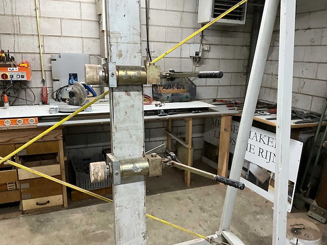 Opsluitbank - afbeelding 8 van  8