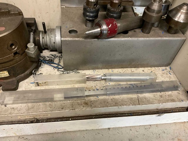 Opspangereedschap, spantangen en drieklauw - afbeelding 2 van  4