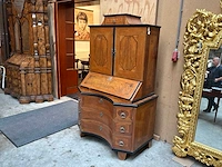Opstand secretaire