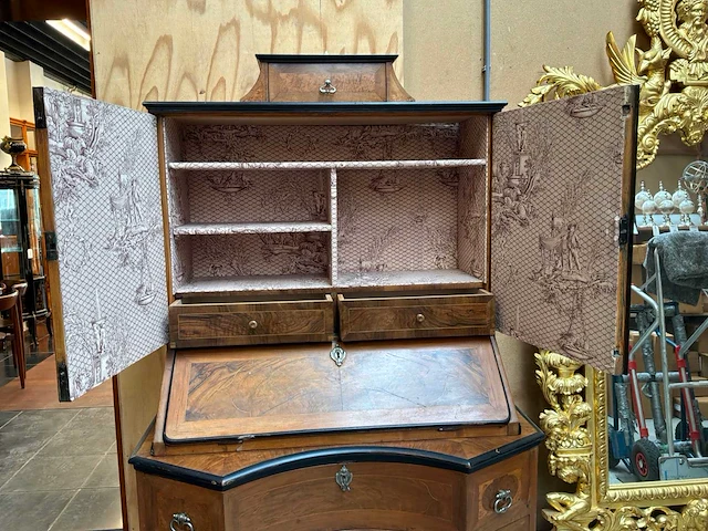 Opstand secretaire - afbeelding 13 van  13