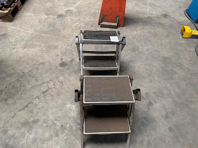 Opstap trap (2x) - afbeelding 2 van  4