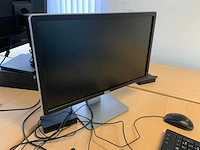 Opstelling bureau’s met beeldschermen - afbeelding 4 van  13