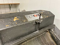 Op’t root vlaai rastermachine - afbeelding 3 van  5